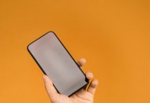 Fixing Your iPhone Xs MAX Yourself Fixing Your iPhone Xs MAX Yourself