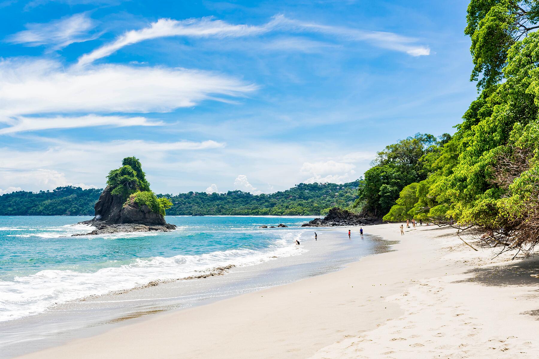 trips on costa rica