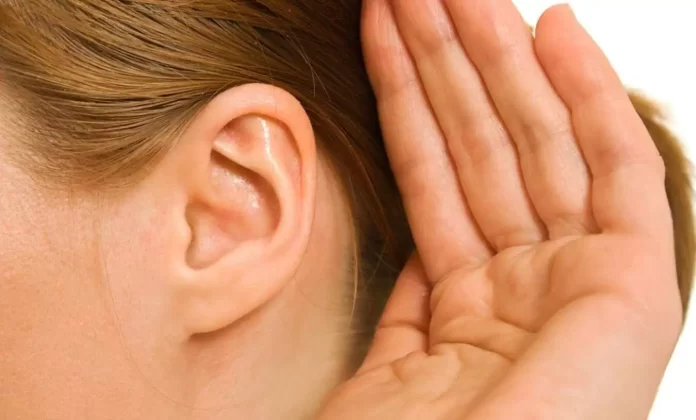 What are the main causes of hearing loss?
